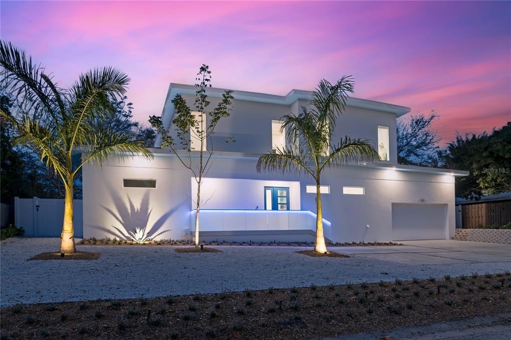 2585 Clematis Street - Photo 1