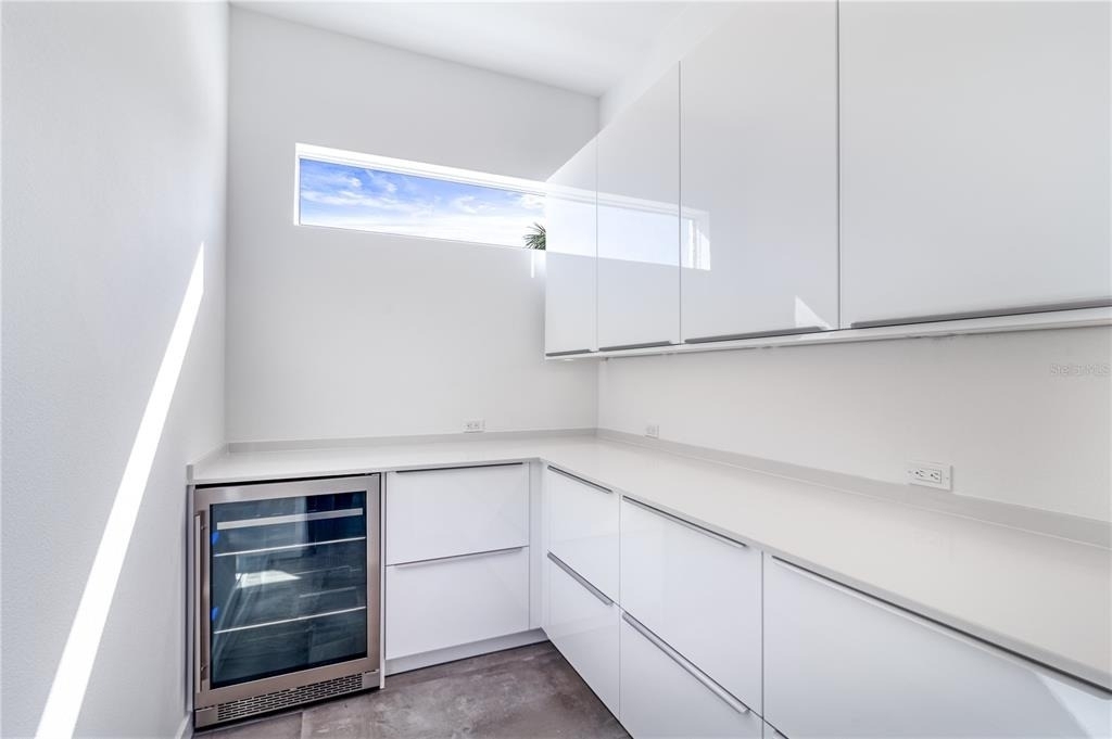 2585 Clematis Street - Photo 15