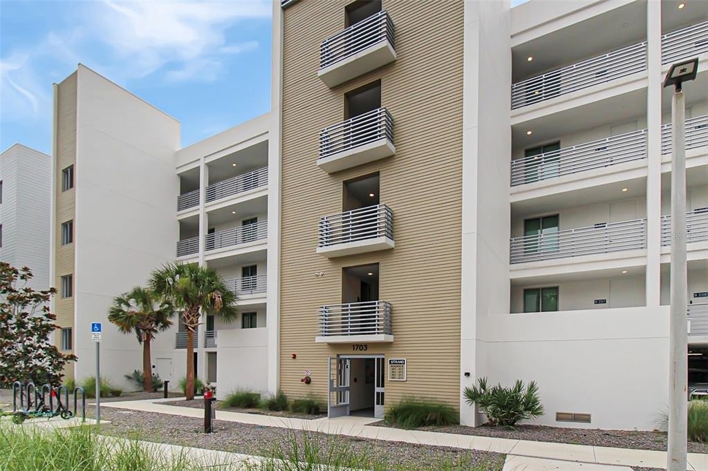 1703 N Tamiami Trail - Photo 0