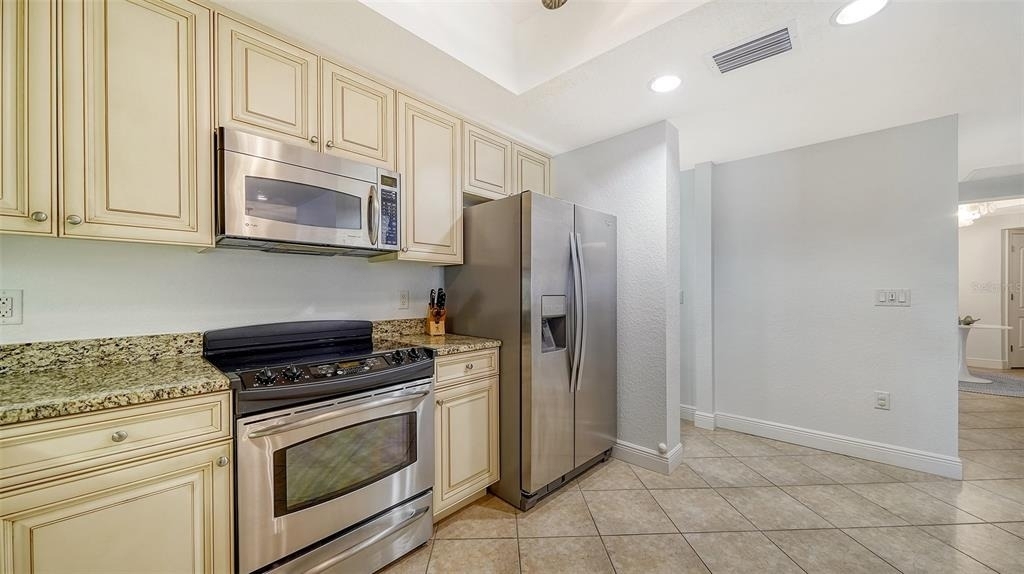 14041 Bellagio Way - Photo 23
