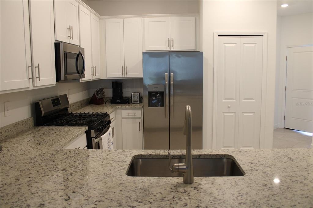 5510 Tidal Breeze Cove - Photo 1
