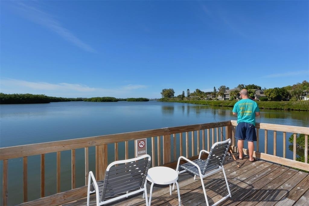 1601 Pelican Point Drive - Photo 20