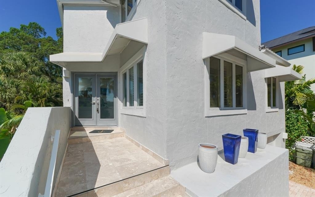 228 Van Buren Drive - Photo 3