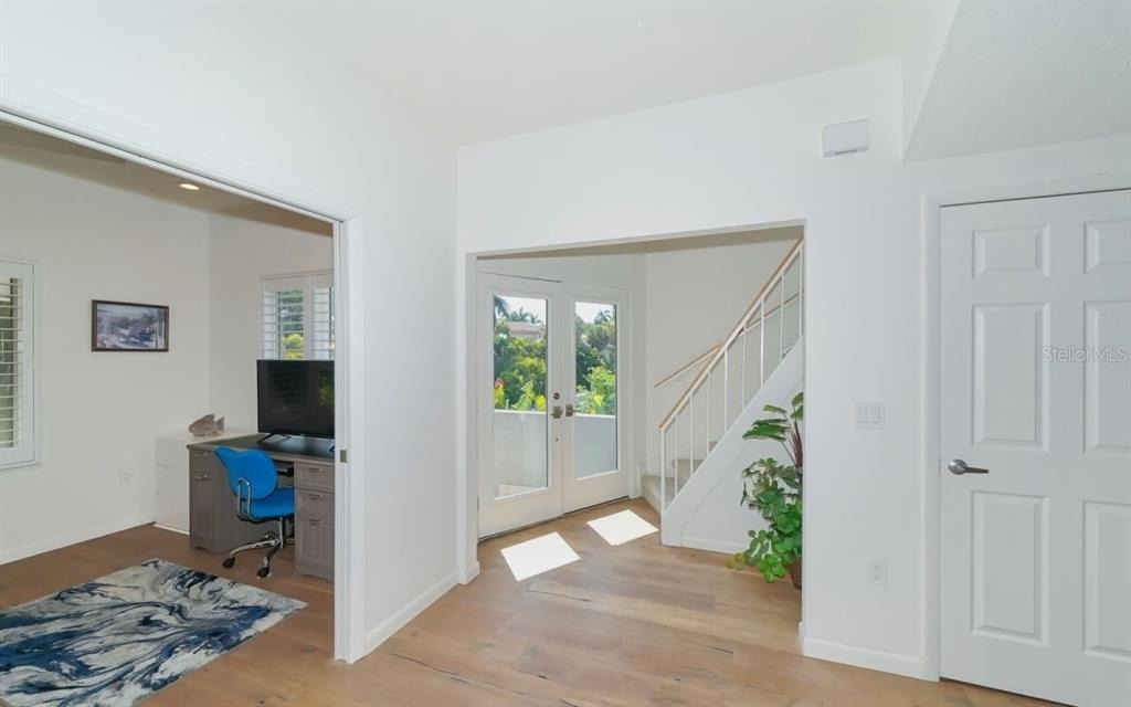 228 Van Buren Drive - Photo 4