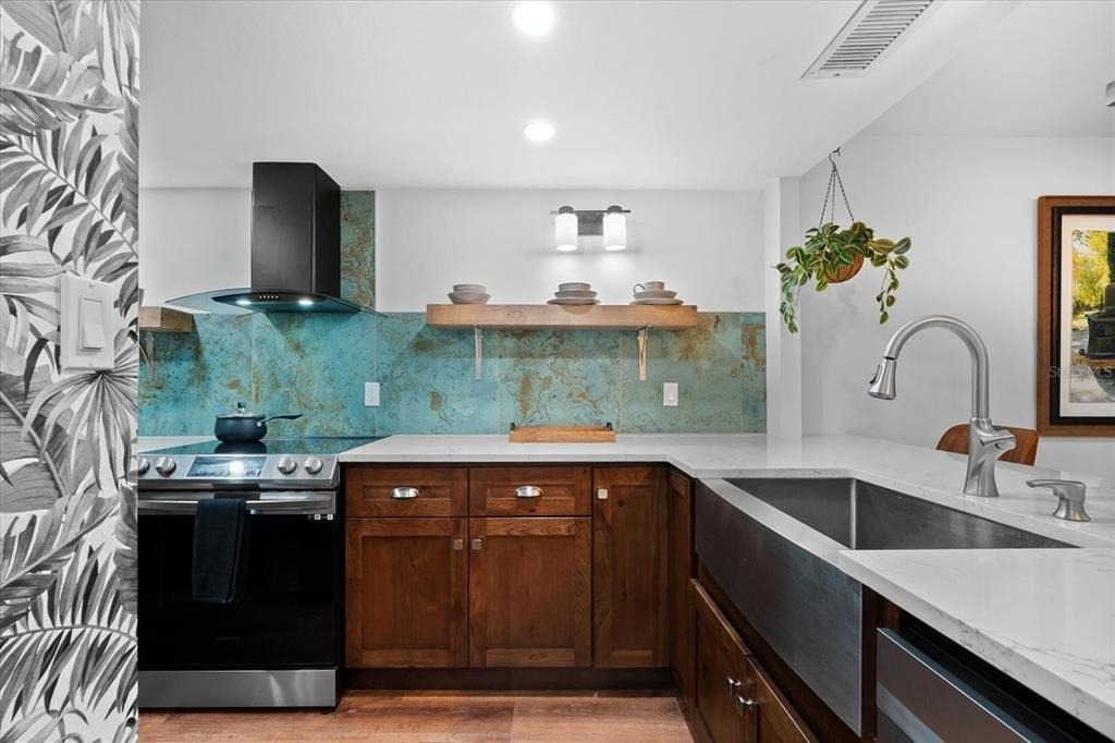3700 S Osprey Avenue - Photo 6