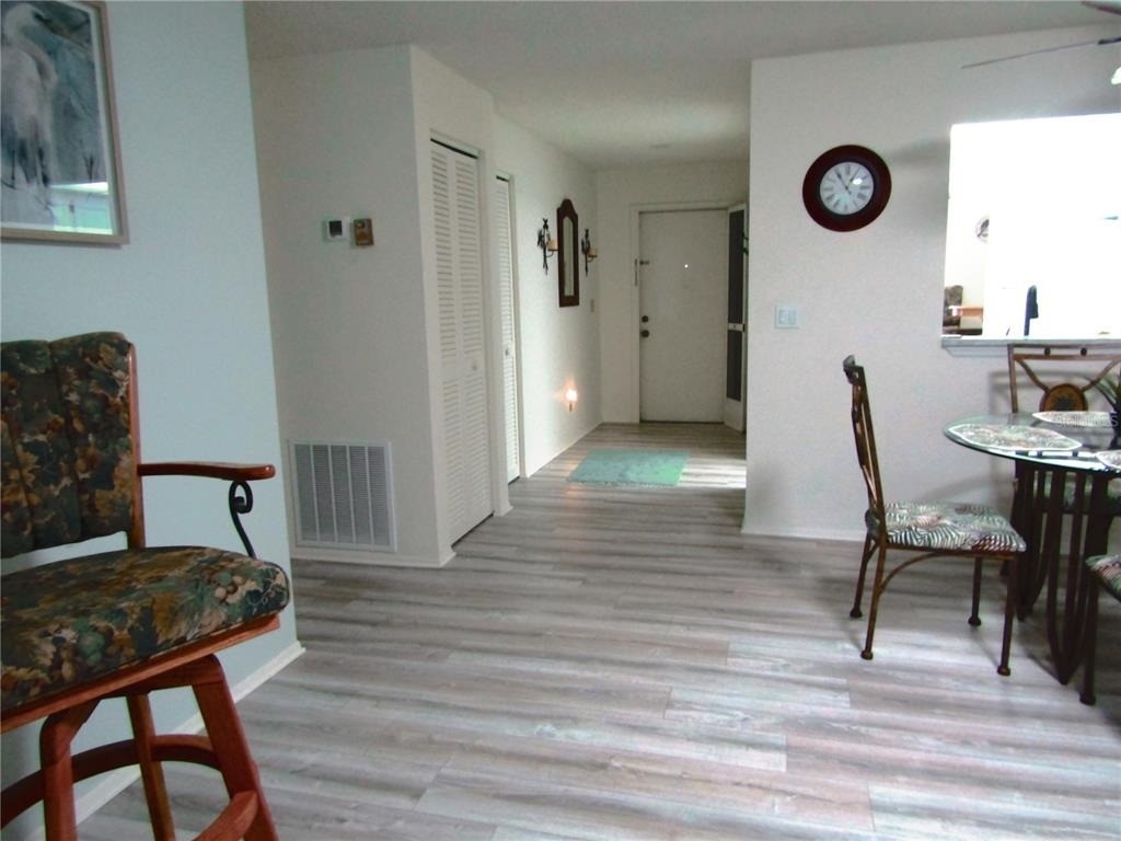7050 W Country Club Drive N - Photo 5