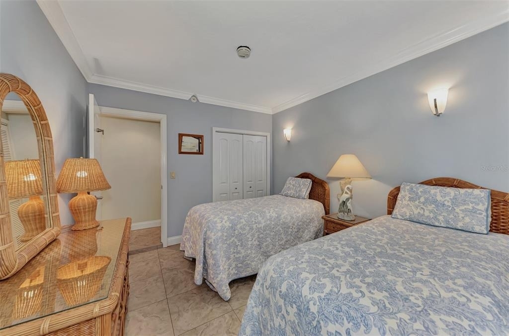 1945 Gulf Of Mexico Drive - Photo 32