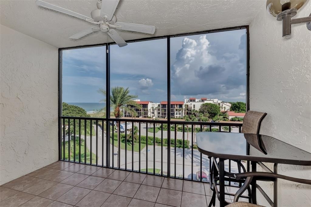 1945 Gulf Of Mexico Drive - Photo 36