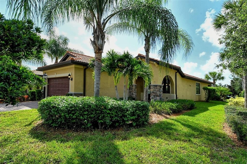 6743 Haverhill Court - Photo 1