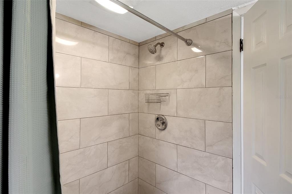4003 Bayside Court - Photo 39
