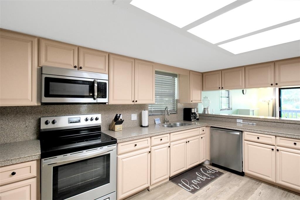 4003 Bayside Court - Photo 20