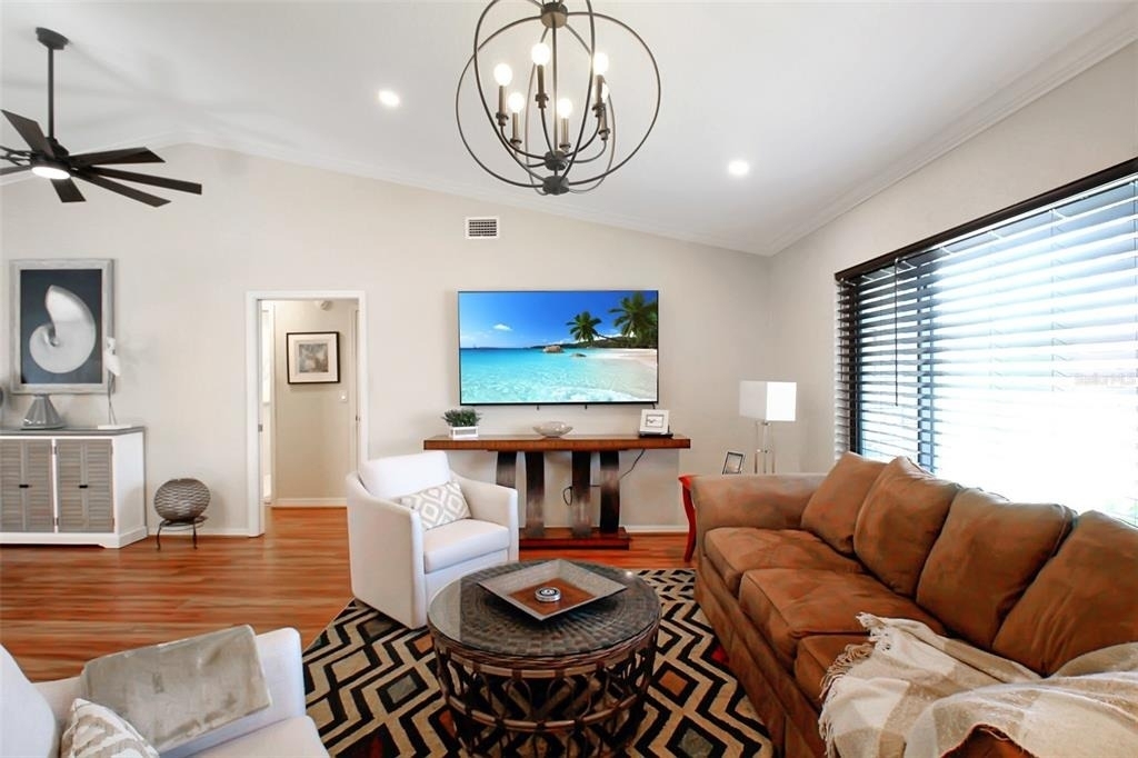 1122 Paraclete Road - Photo 8