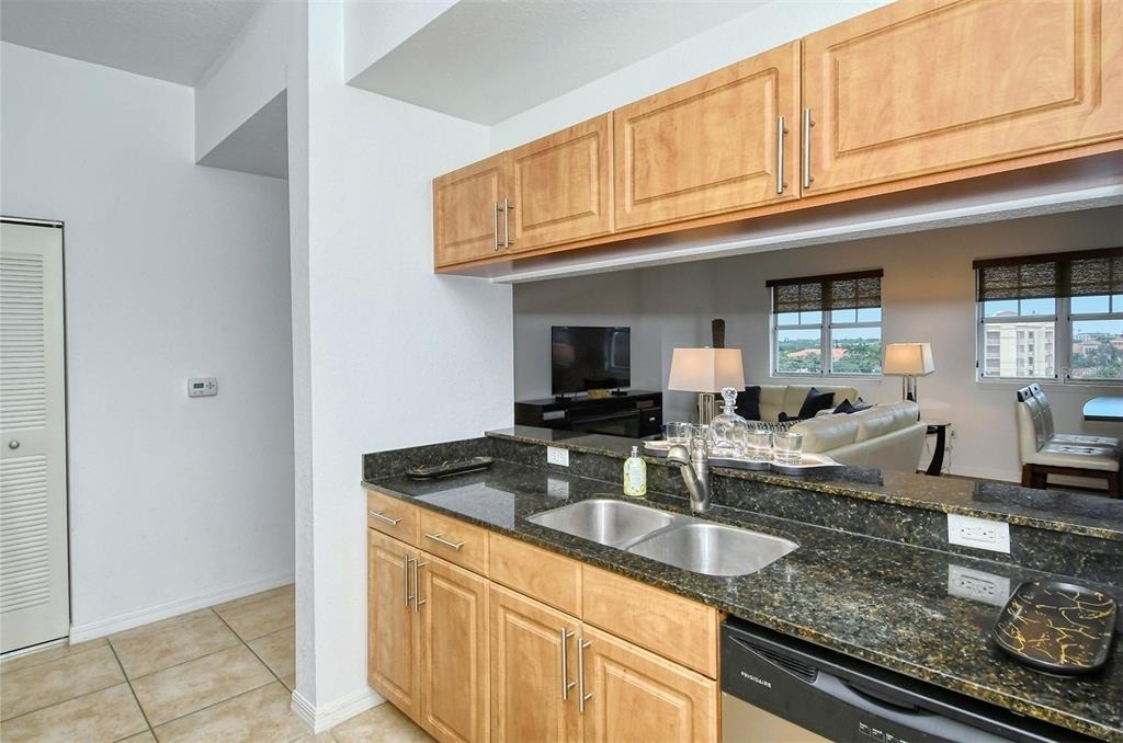 1064 N Tamiami Trail - Photo 14