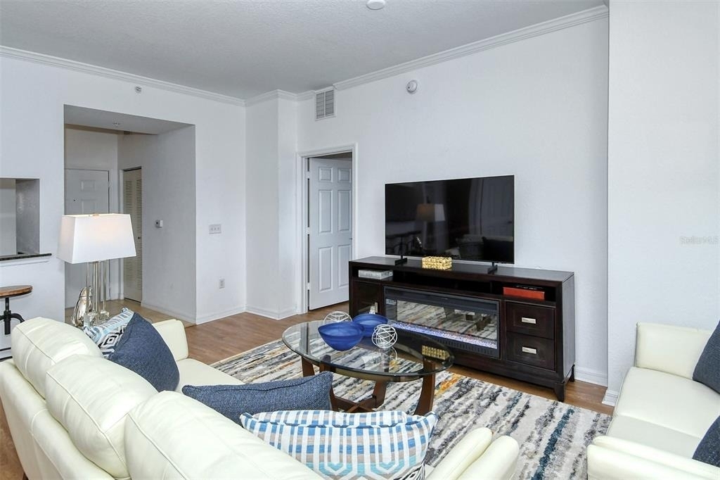 1064 N Tamiami Trail - Photo 4