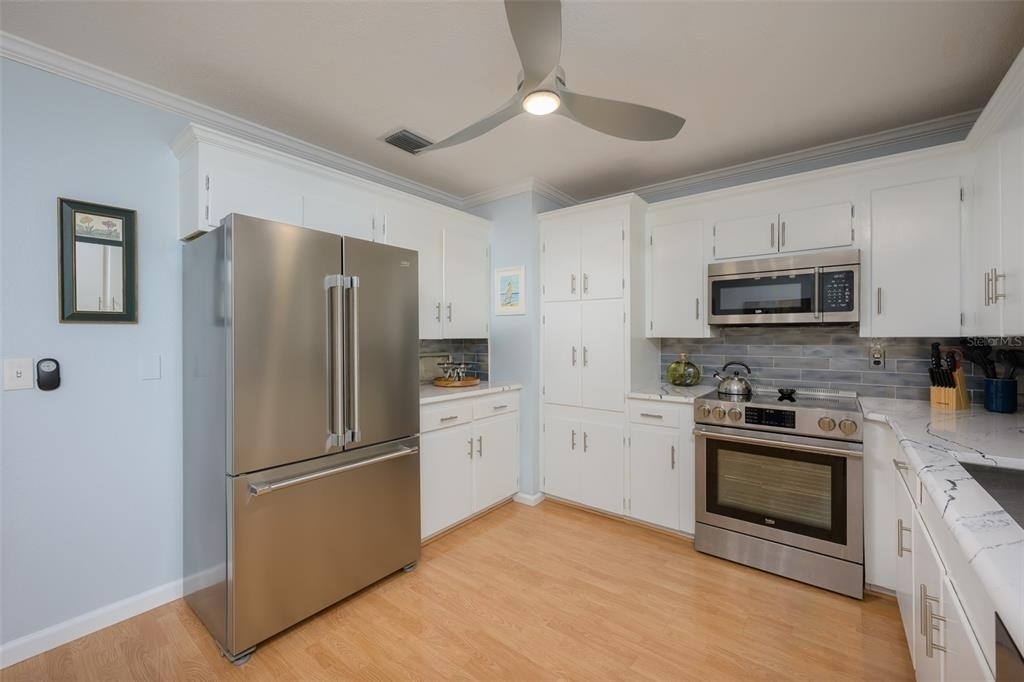 3801 Helene Street - Photo 12