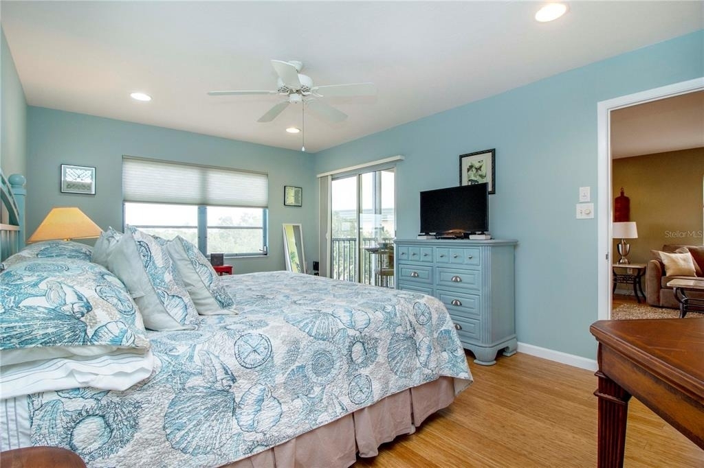 8625 Midnight Pass Road - Photo 31