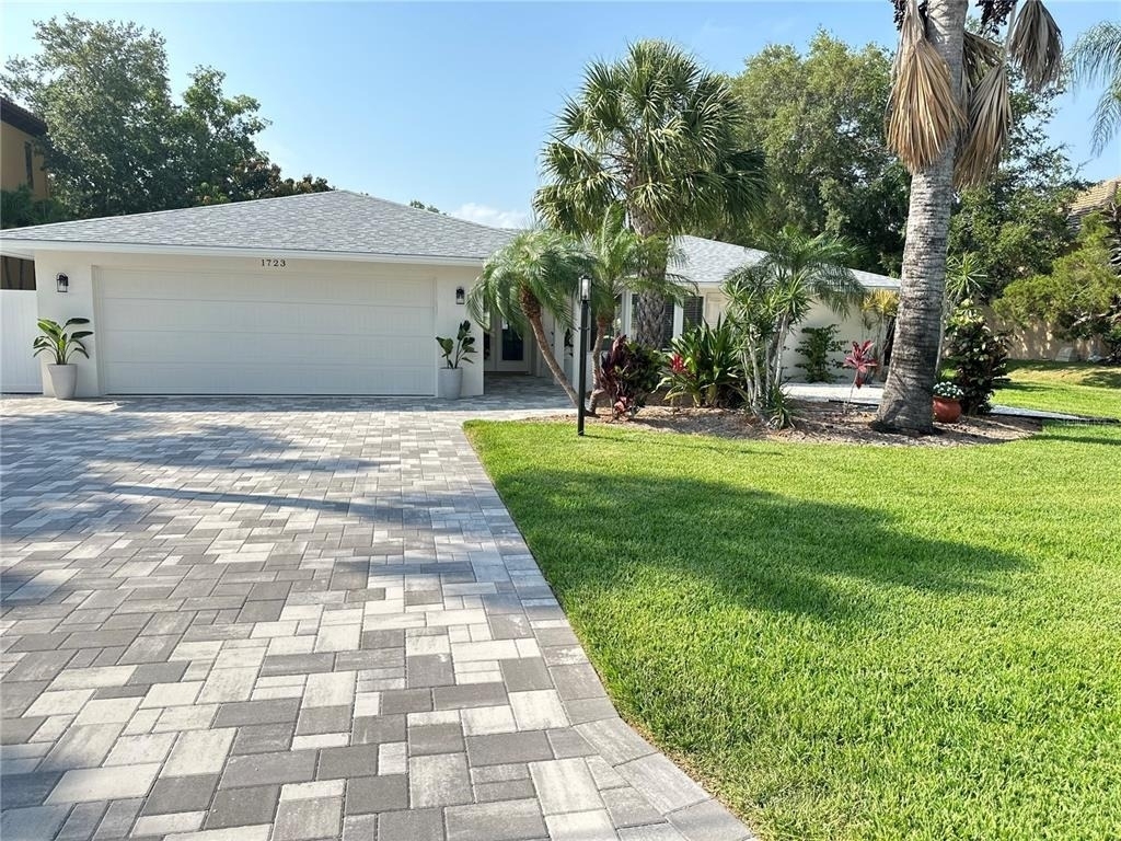 1723 Stanford Lane - Photo 47