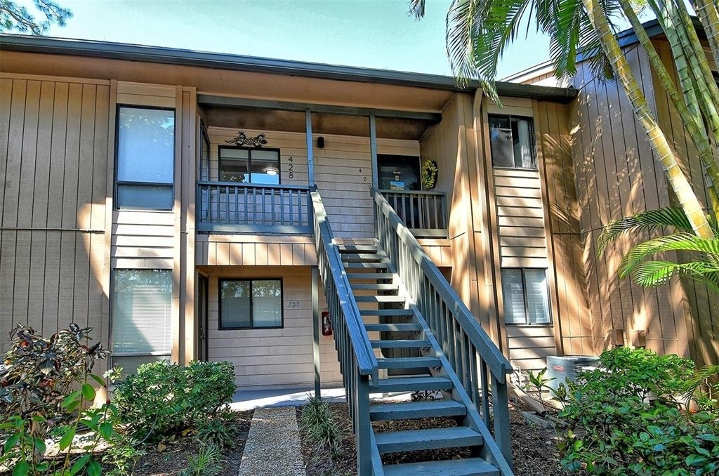 1720 Glenhouse Drive - Photo 0