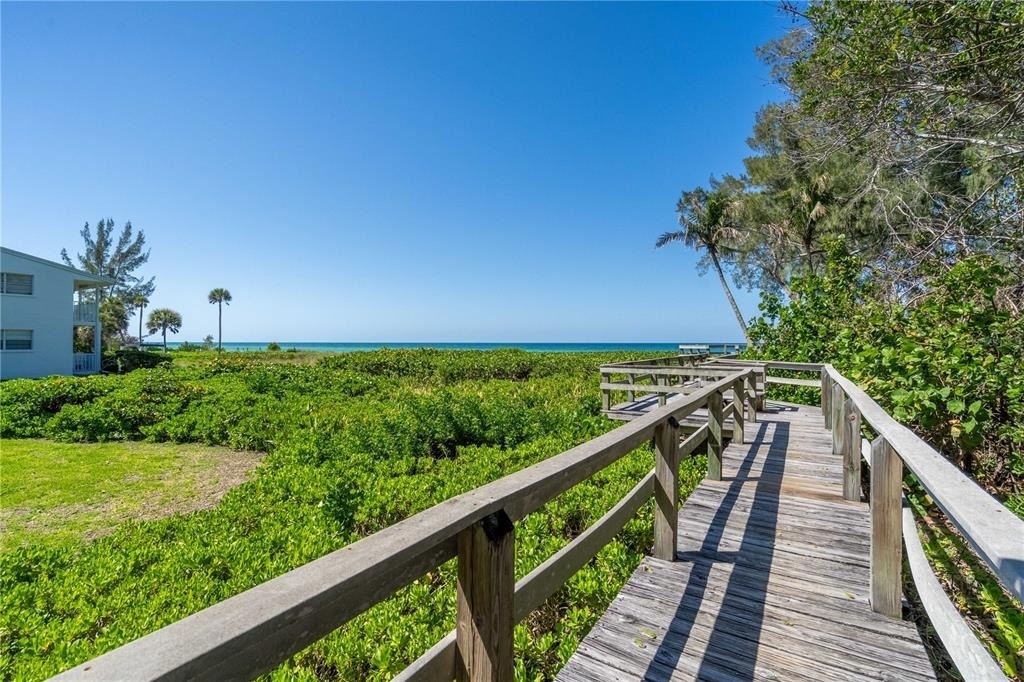 5611 Gulf Of Mexico Drive - Photo 28