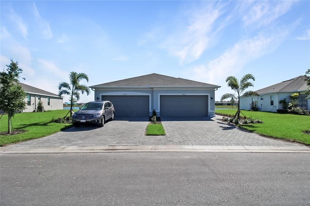 8829 Saint Kitts Circle - Photo 0