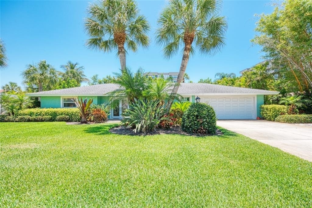 5640 Cape Leyte Drive - Photo 0