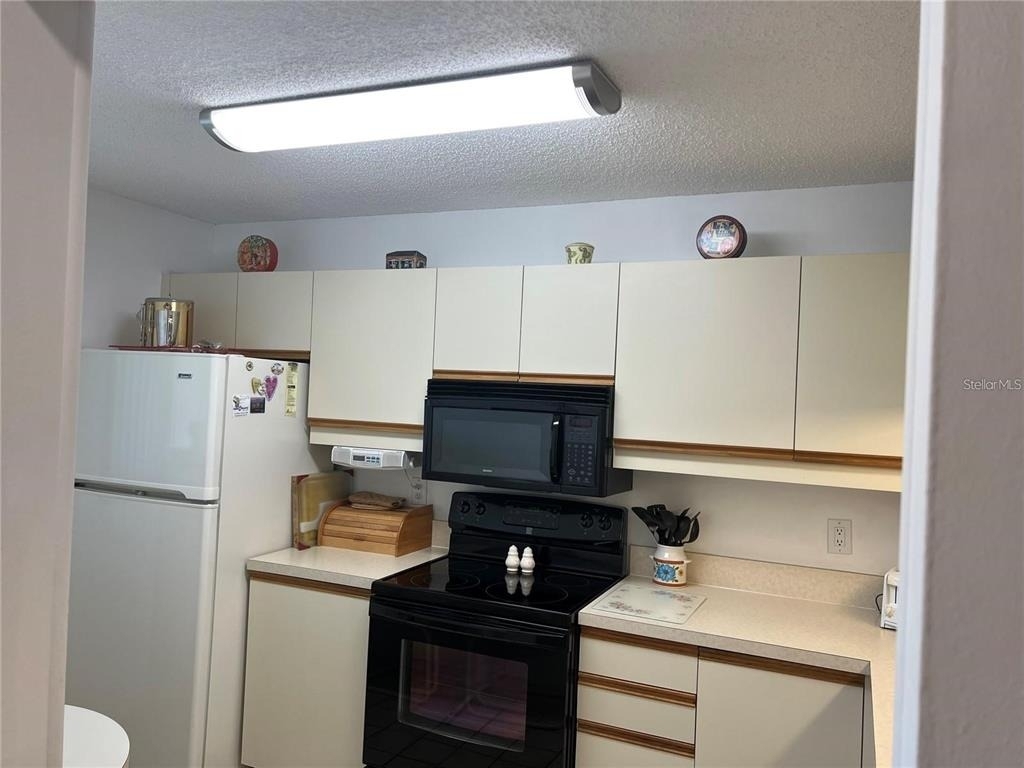 5555 Ashton Way - Photo 5