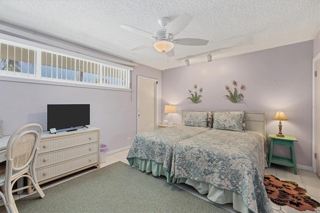 500 S Washington Drive - Photo 16