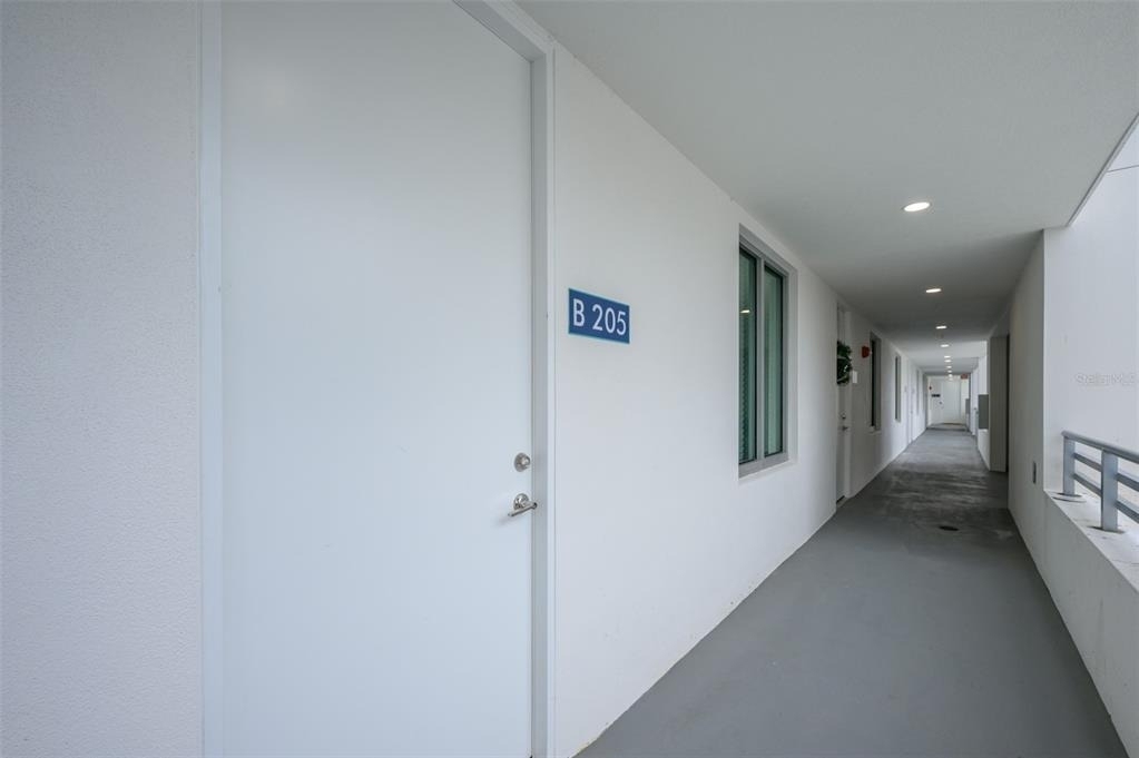 1703 N Tamiami Trail - Photo 1