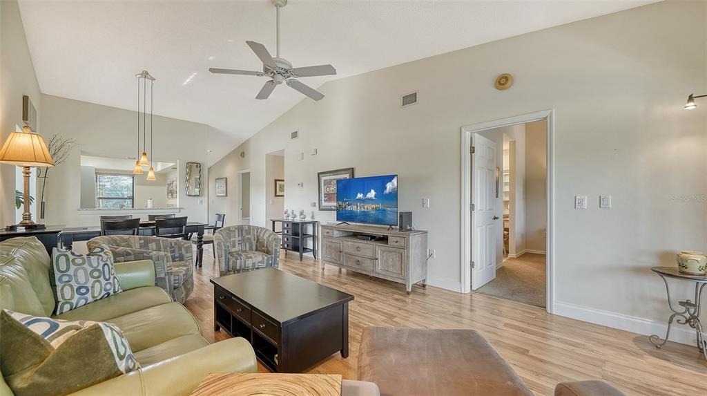 4462 Weybridge Street - Photo 15