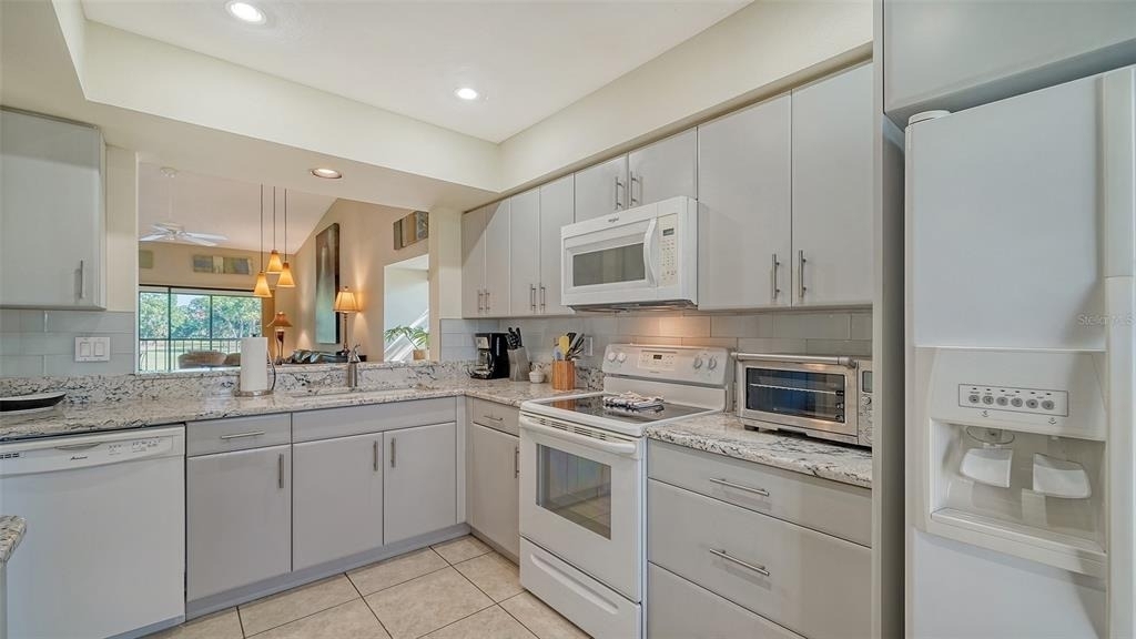 4462 Weybridge Street - Photo 17