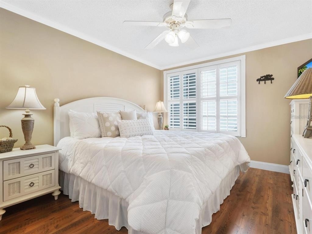 600 Sutton Place - Photo 4