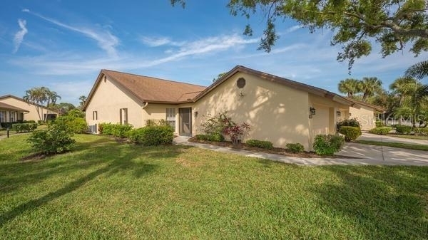 5905 Doral Drive - Photo 2