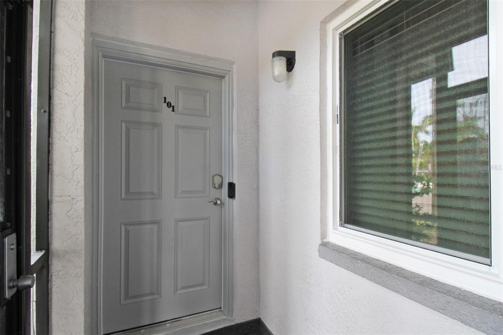 2124 N Tamiami Trail - Photo 1
