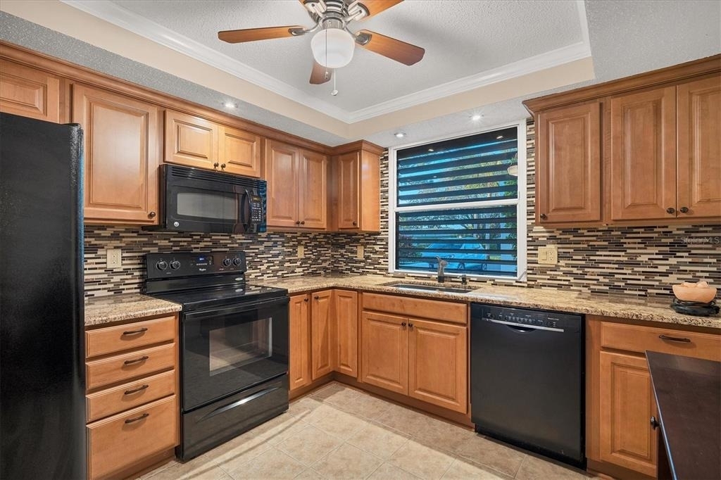 5032 Marshfield Road - Photo 7