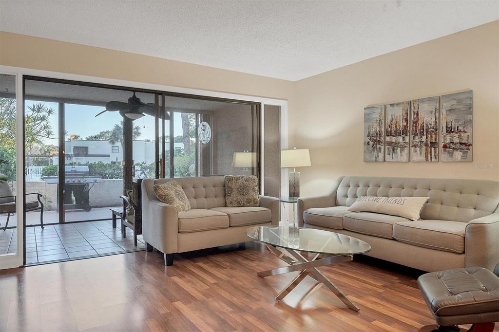 5032 Marshfield Road - Photo 4