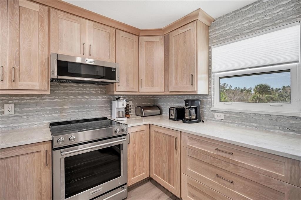 9393 Midnight Pass Road - Photo 10