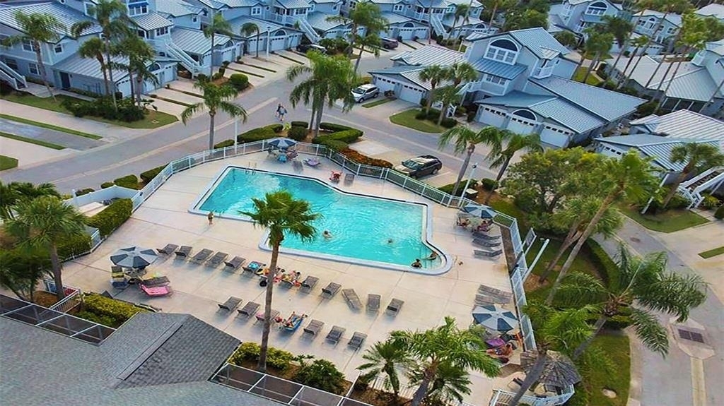1366 Siesta Bayside Drive - Photo 2