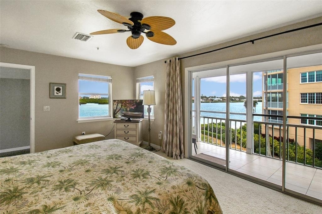 1366 Siesta Bayside Drive - Photo 47