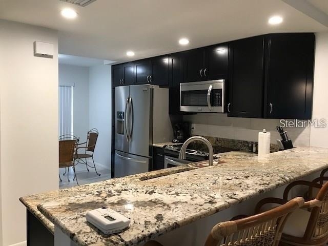 6892 W Country Club Lane - Photo 2