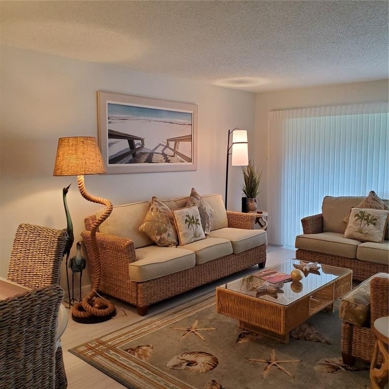 6892 W Country Club Lane - Photo 7