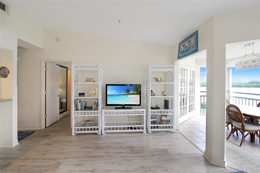 1382 Siesta Bayside Drive - Photo 14