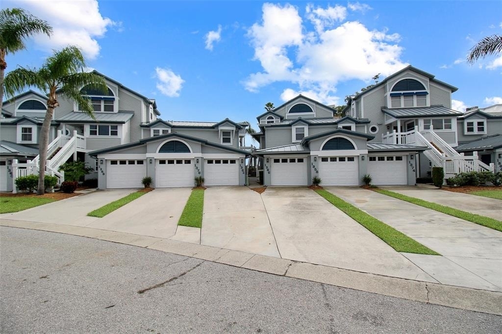1382 Siesta Bayside Drive - Photo 0