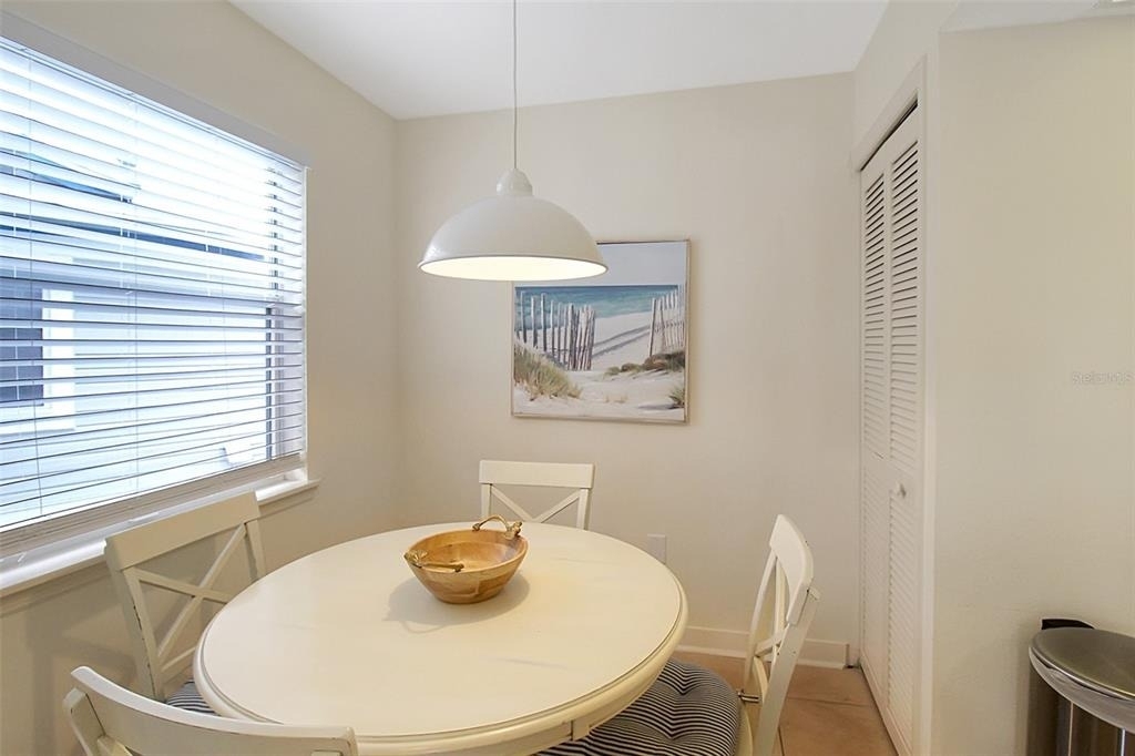 1382 Siesta Bayside Drive - Photo 7