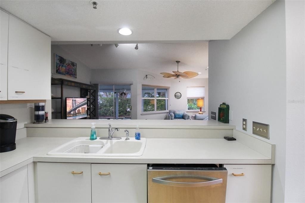 1219 Siesta Bayside Drive - Photo 7