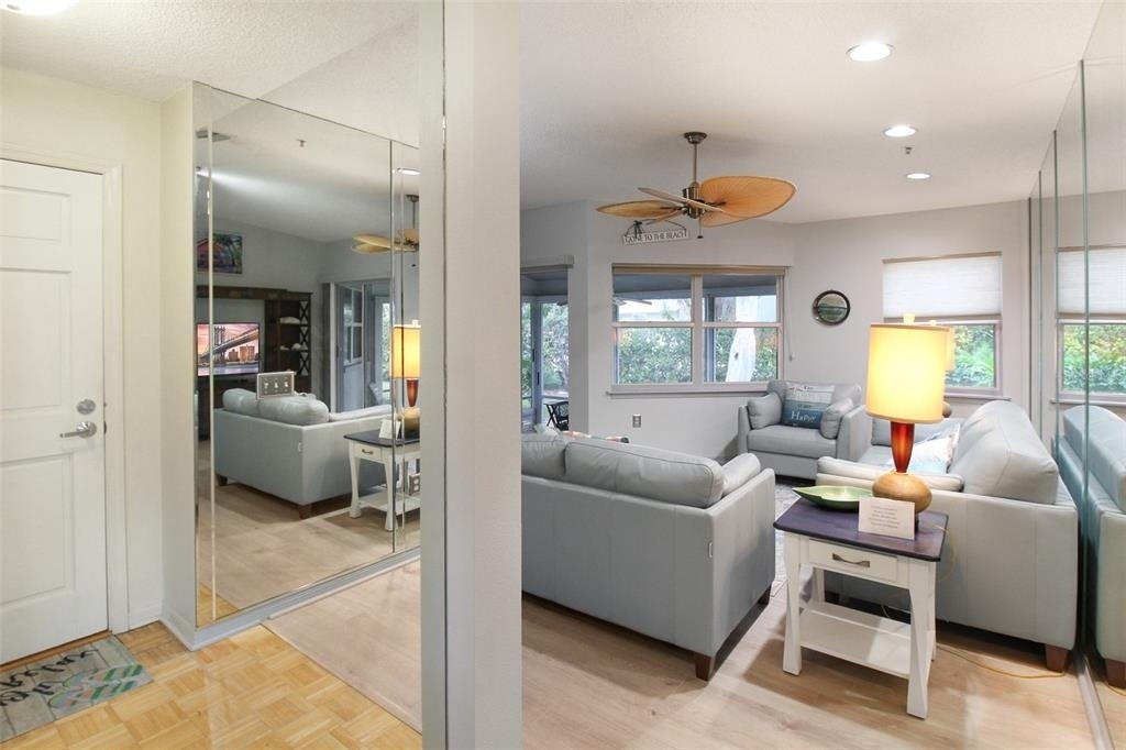 1219 Siesta Bayside Drive - Photo 3