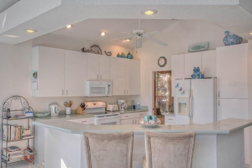 7101 Victoria Circle - Photo 9