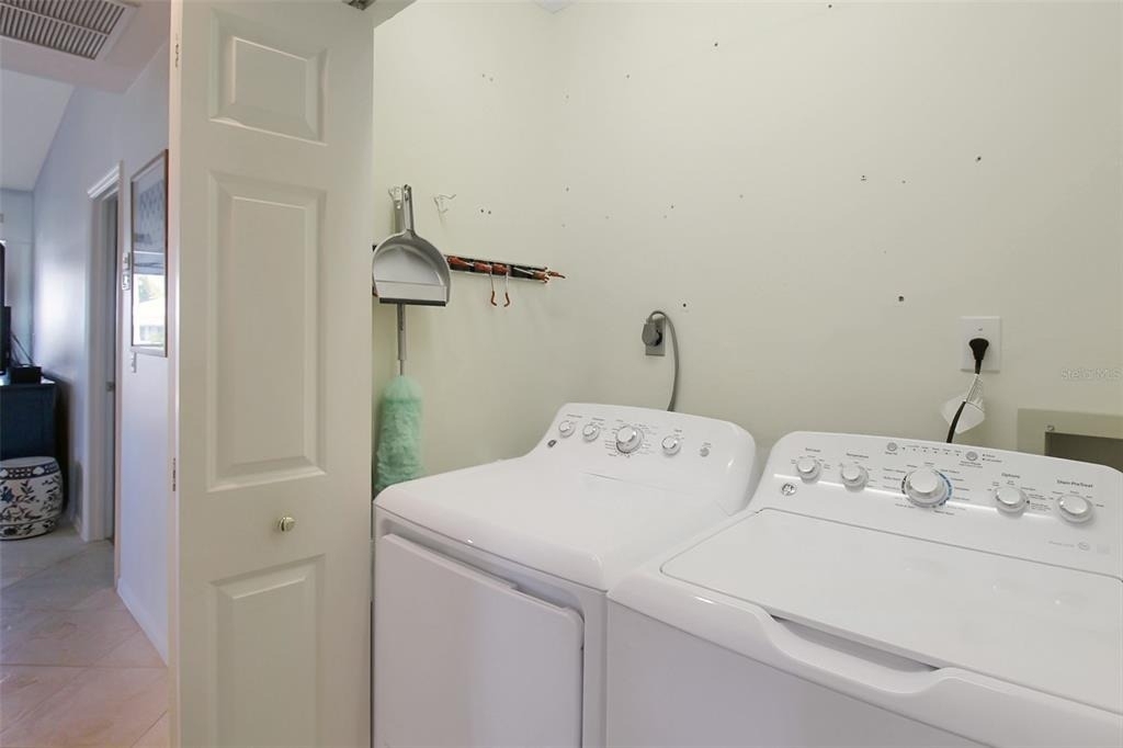 1373 Siesta Bayside Drive - Photo 33