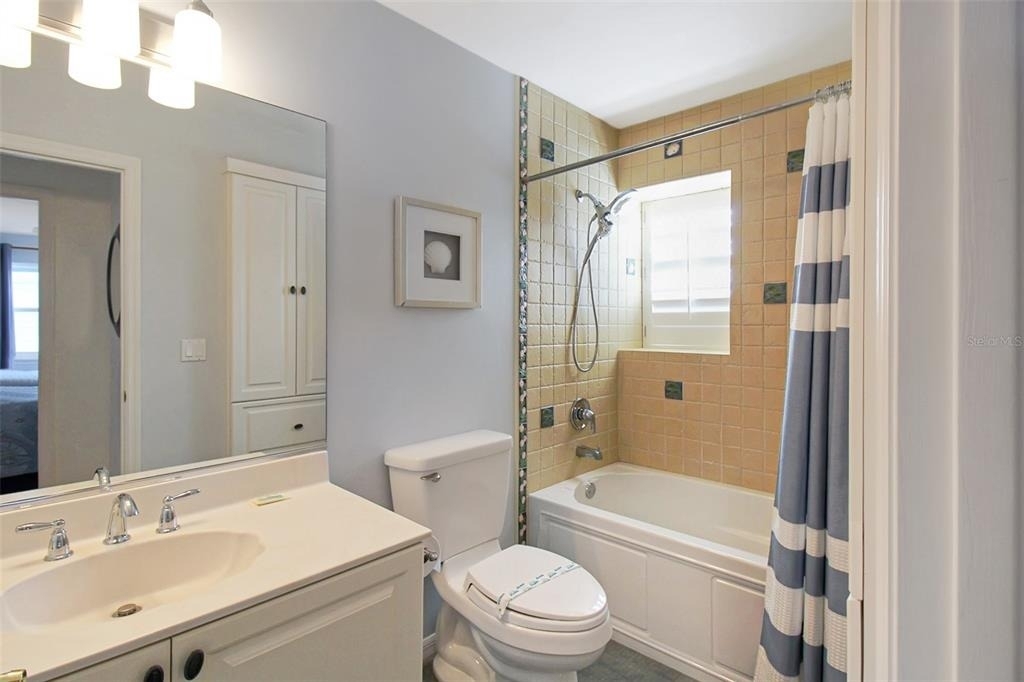 1373 Siesta Bayside Drive - Photo 32