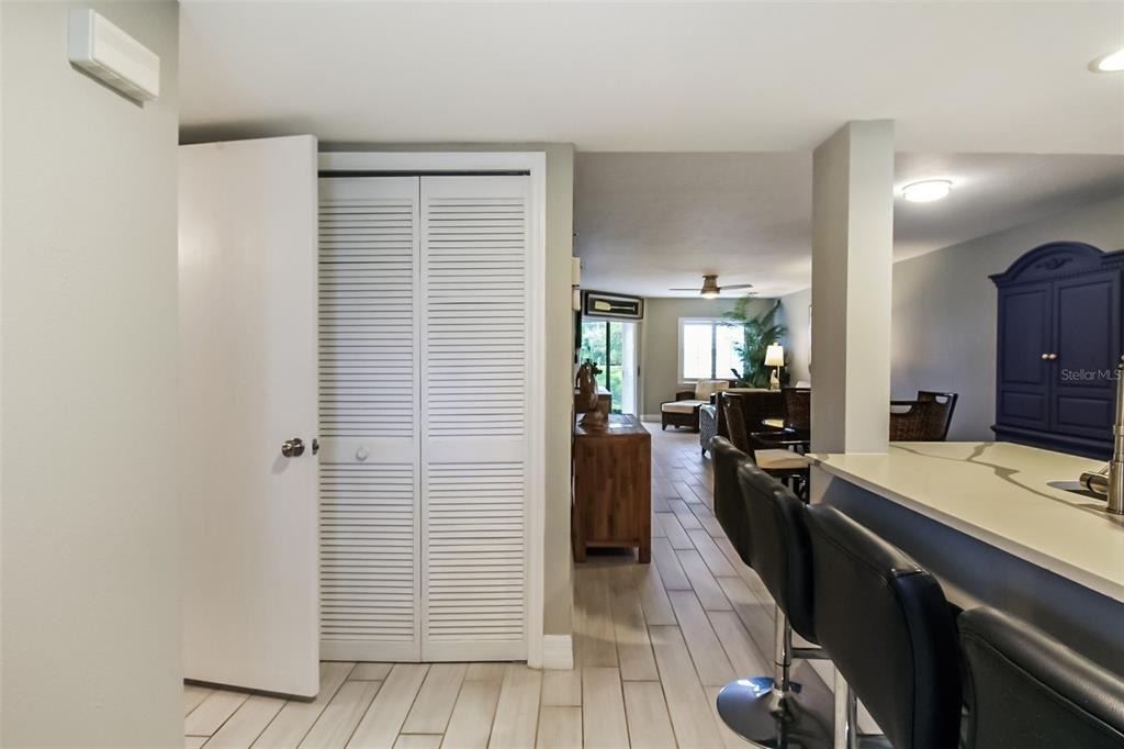 1313 Siesta Bayside Drive - Photo 3