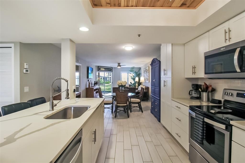 1313 Siesta Bayside Drive - Photo 7